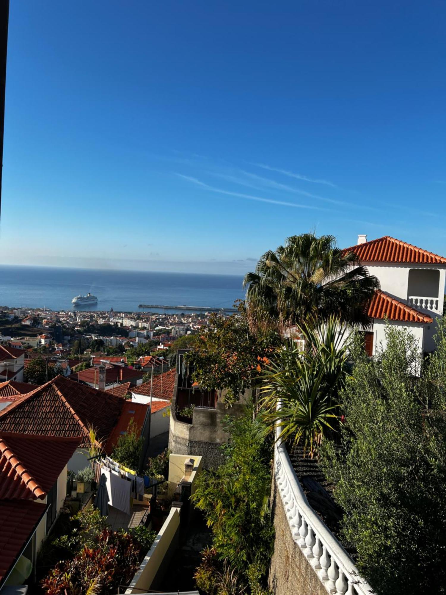 Privatunterkunft Away From Funchal (Madeira)